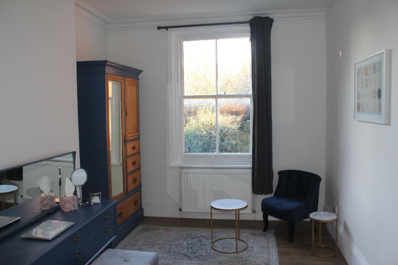 Canterbury Accommodations With Free Car Park Onsite And High Speed Wifi Εξωτερικό φωτογραφία