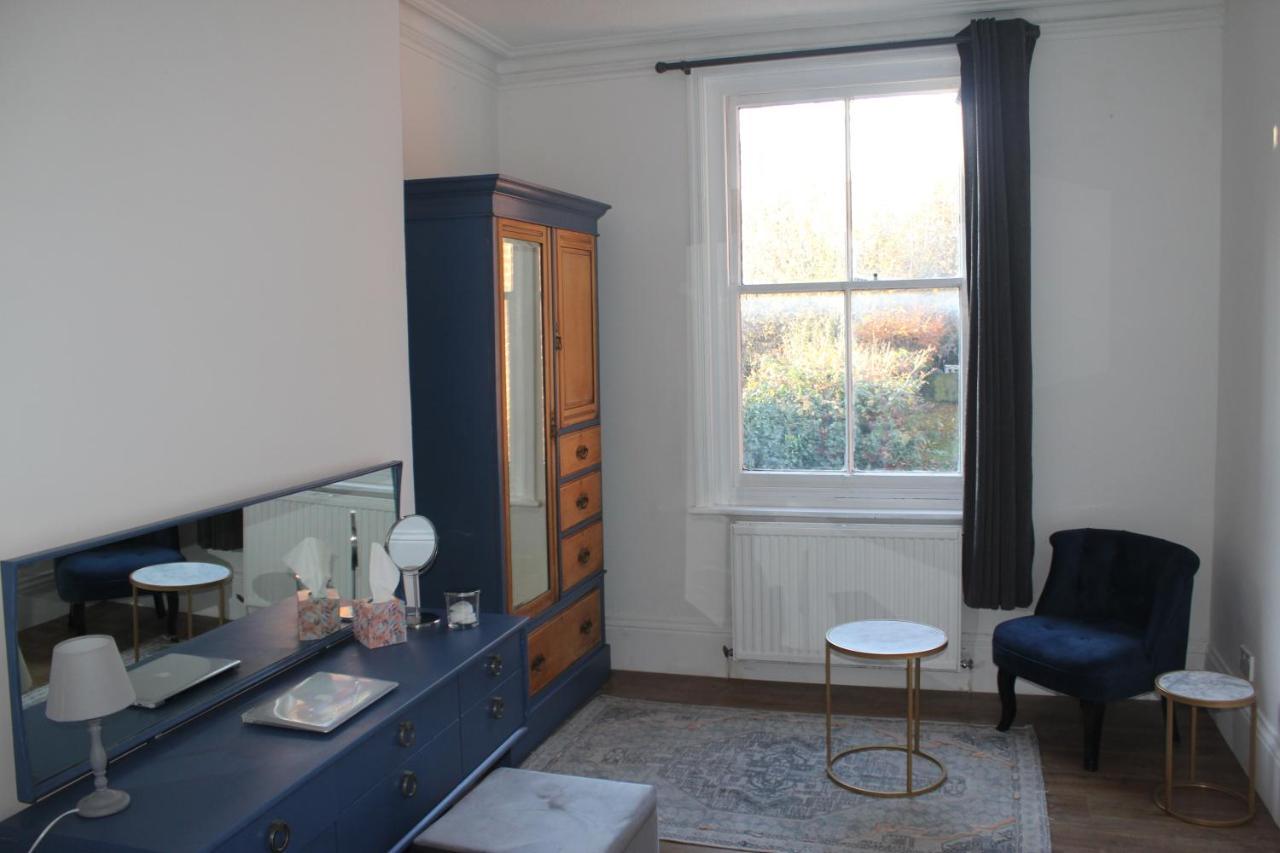 Canterbury Accommodations With Free Car Park Onsite And High Speed Wifi Εξωτερικό φωτογραφία