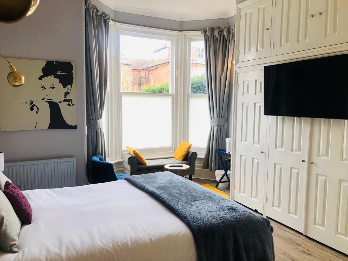 Canterbury Accommodations With Free Car Park Onsite And High Speed Wifi Εξωτερικό φωτογραφία